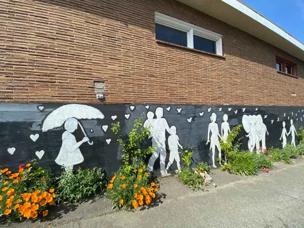 Untitled mural (1 of 6)