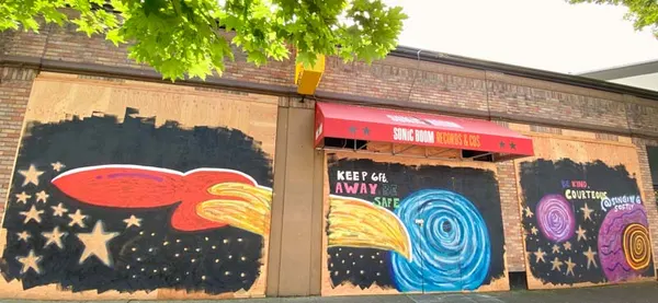 Untitled mural (1 of 4)